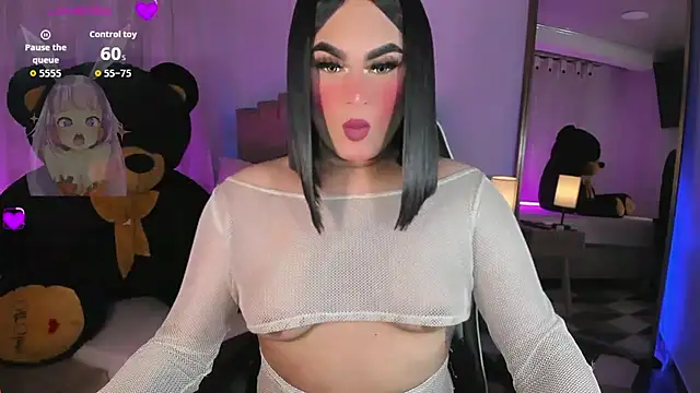 alexia mattel online show from October 31, 2025, 8:43 pm