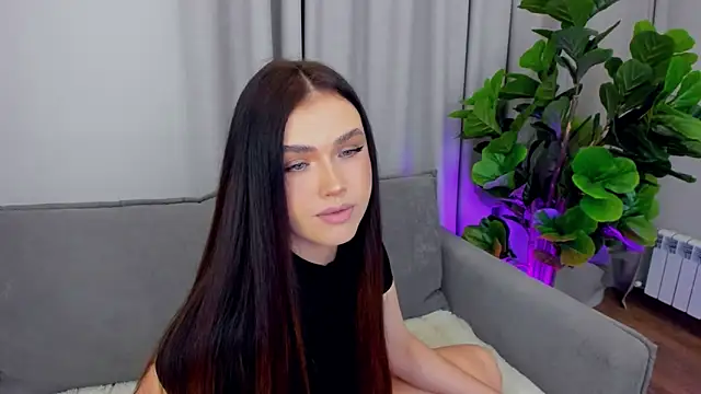 sexyangeloux online show from March 25, 2026, 8:04 pm