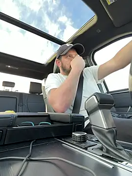 boytoyfrindles online show from February 6, 2026, 11:08 pm