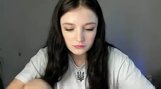 Snapshot of EvaaMillerr99 chatting on February 25, 2025, 10:04 am EvaaMillerr99 online show from February 25, 2025, 10:04 am