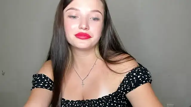 Snapshot of EvaaMillerr99 chatting on September 11, 2025, 7:03 pm EvaaMillerr99 online show from September 11, 2025, 7:03 pm