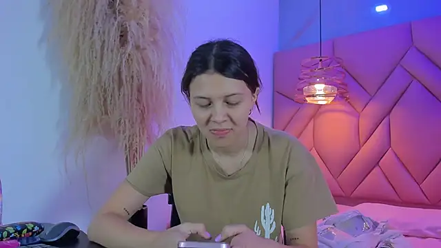 AngelaaCute  online show from January 29, 2025, 12:02 pm