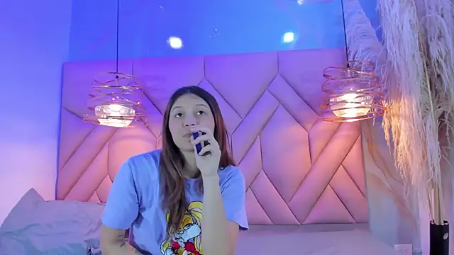 AngelaaCute  online show from March 4, 2025, 12:12 pm