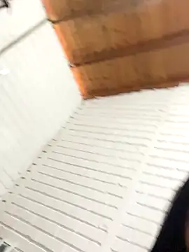 Kate bale online show from September 20, 2025, 9:49 pm