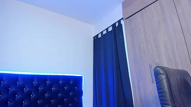 Snapshot of _diegsz_ chatting on March 29, 2026, 12:05 pm diegsz online show from March 29, 2026, 12:05 pm