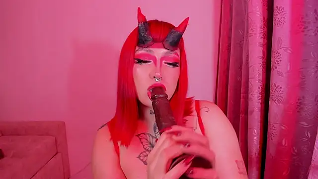 Snapshot of annika_taylor chatting on November 1, 2025, 2:24 am annika taylor online show from November 1, 2025, 2:24 am