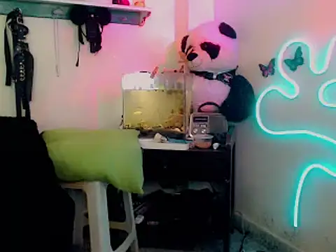 kimkardasha98 online show from March 31, 2026, 12:23 am