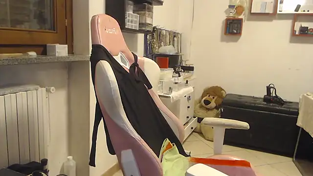 valerysexy online show from October 22, 2025, 9:03 pm