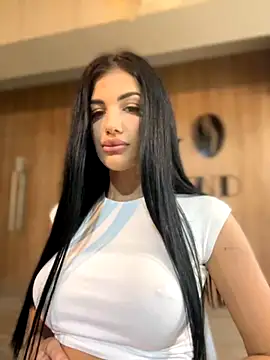 RaisaKali online show from September 20, 2025, 3:02 pm