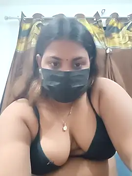 Snapshot of Hotmilfxox chatting on February 1, 2025, 2:13 pm Hotmilfxox online show from February 1, 2025, 2:13 pm