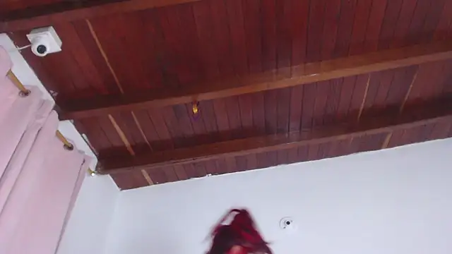 Amara Red online show from October 20, 2025, 11:10 am