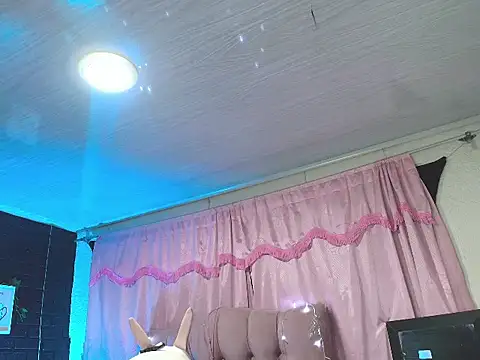 loren tits24 online show from January 27, 2025, 11:11 pm