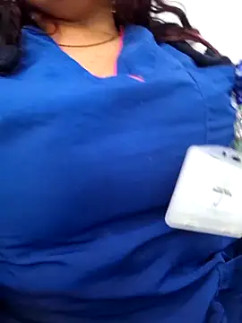 loren tits24 online show from February 28, 2026, 2:18 pm