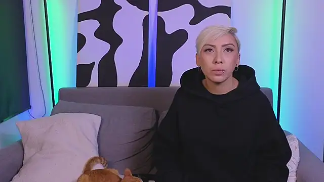 Snapshot of jane_hart_ chatting on January 8, 2025, 2:35 am jane hart online show from January 8, 2025, 2:35 am