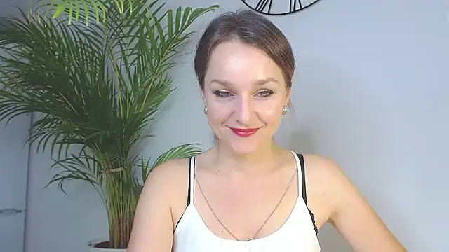 AliciaDesire online show from December 3, 2024, 8:38 am