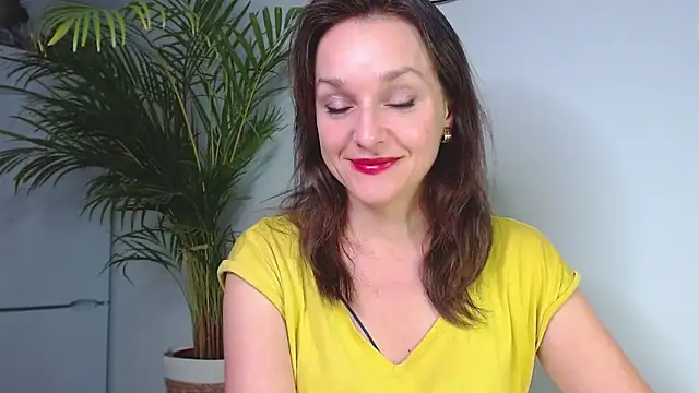 AliciaDesire online show from December 9, 2024, 6:14 pm