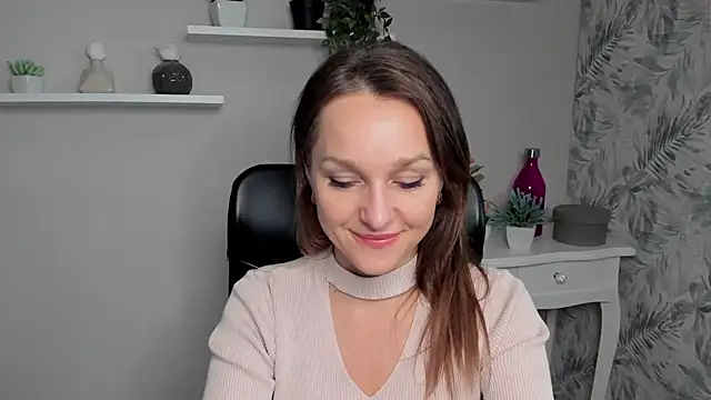 AliciaDesire online show from February 20, 2025, 2:46 pm