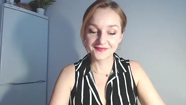 AliciaDesire online show from February 10, 2026, 7:01 am