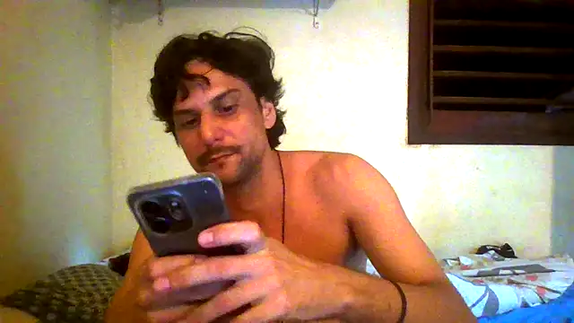 couplemilk online show from May 16, 2026, 10:52 pm