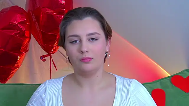 MaryMurray online show from February 17, 2025, 9:41 pm