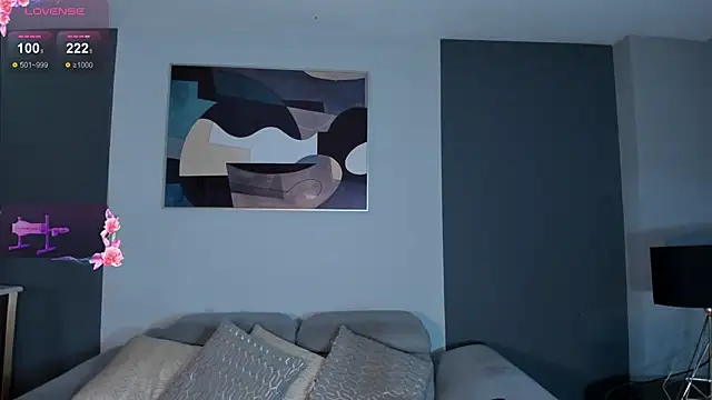 DolcieElliot online show from February 9, 2025, 8:24 pm