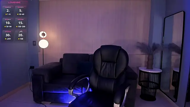 DolcieElliot online show from March 10, 2025, 12:48 pm