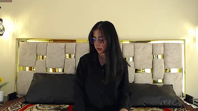 Snapshot of ling_ling24 chatting on January 28, 2025, 3:15 am ling ling24 online show from January 28, 2025, 3:15 am