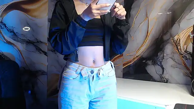 Snapshot of ling_ling24 chatting on October 4, 2025, 12:03 pm ling ling24 online show from October 4, 2025, 12:03 pm