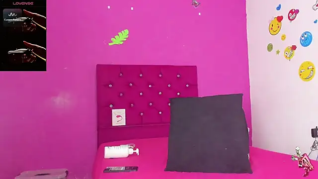 DIORA Latina online show from January 30, 2025, 2:27 am