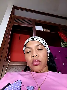 DIORA Latina online show from September 25, 2025, 4:49 am