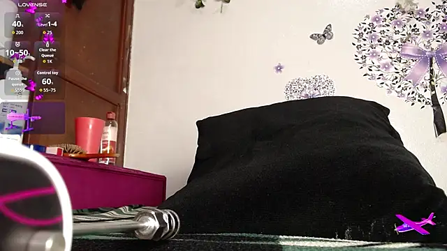 DIORA Latina online show from November 6, 2025, 4:24 am