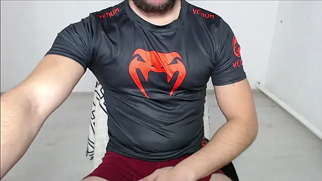 Snapshot of defuego_ chatting on December 31, 2024, 5:44 am defuego online show from December 31, 2024, 5:44 am