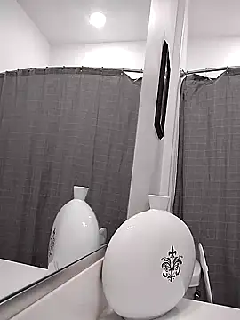 mikeystrong online show from February 6, 2025, 6:13 pm