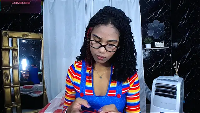 Hillary queen online show from November 1, 2025, 12:29 pm