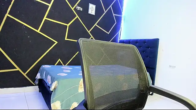 JANER 03 online show from February 8, 2025, 6:55 pm