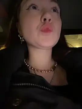 Peachy Dream online show from February 9, 2026, 6:23 pm