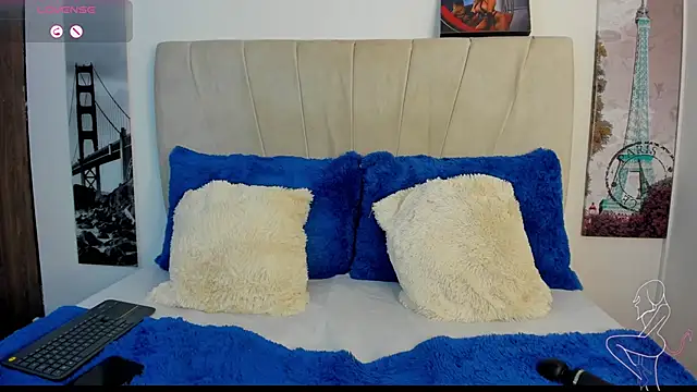 MartinaWestt online show from October 19, 2025, 10:10 pm