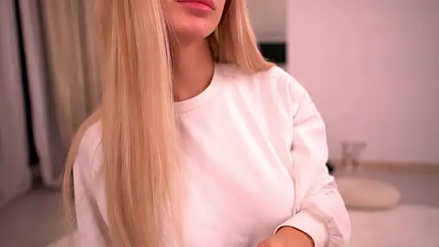 KylieJoyce online show from February 10, 2026, 6:34 pm