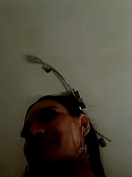 anabella1888 online show from May 10, 2026, 9:20 pm