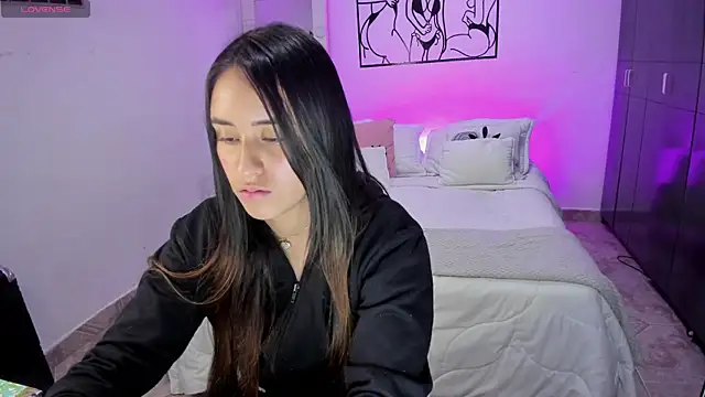 Tinylottie online show from February 25, 2025, 2:25 am