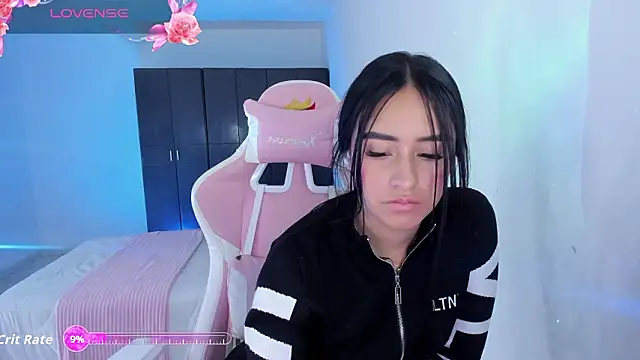 Tinylottie online show from March 28, 2026, 1:49 am