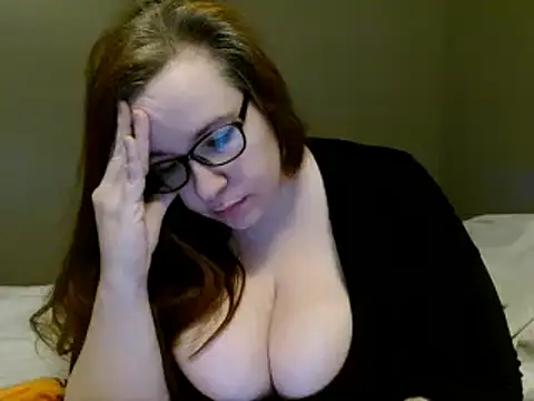 KayleeHollyxxx online show from February 12, 2025, 7:34 am