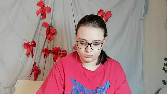 Snapshot of Seductive_She_Wolf chatting on January 17, 2026, 5:38 pm Seductive She Wolf online show from January 17, 2026, 5:38 pm