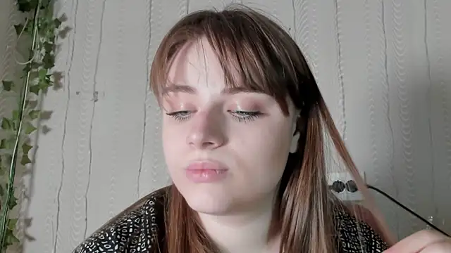 Snapshot of Seductive_She_Wolf chatting on May 14, 2026, 7:20 pm Seductive She Wolf online show from May 14, 2026, 7:20 pm