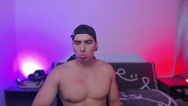 JamesGraay online show from April 27, 2026, 11:58 pm