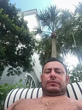 afro1986 online show from April 5, 2026, 7:22 pm