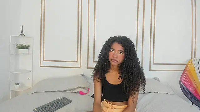 ashley lemus online show from February 27, 2025, 12:34 pm