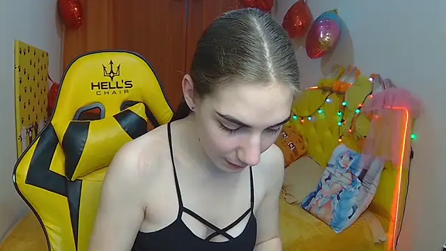 NikaStark  online show from March 13, 2025, 4:38 am