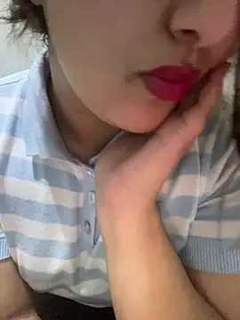 yassminsexy22 online show from February 19, 2026, 7:54 pm