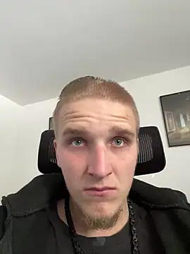 Michaela1222 online show from April 21, 2026, 11:27 am